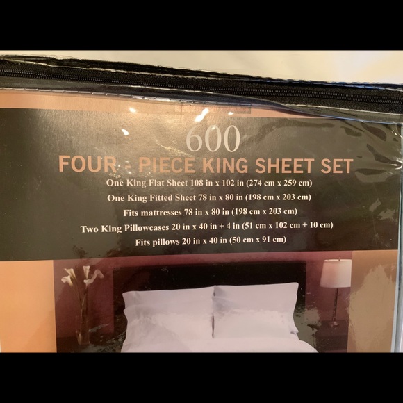 600 thread count cotton rich king bed sheet set in light blue. New. Home… - Picture 7 of 8
